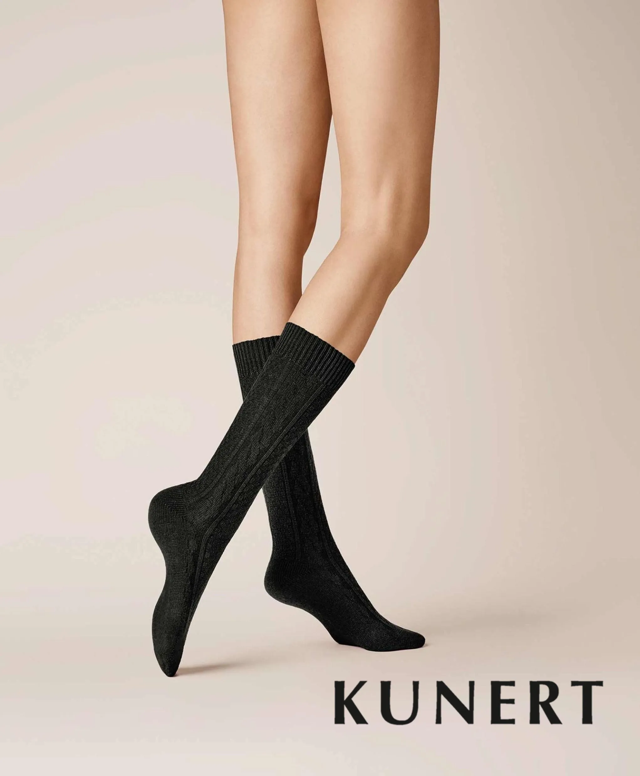 Kunert Knitted Braid Woolen Sock Black 236510