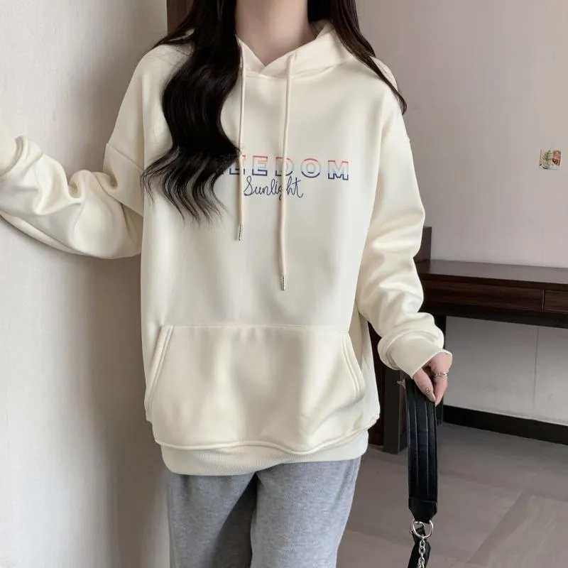 Simplicity Thin Fish Scales Plus Loose-Fit Letter Hoodie