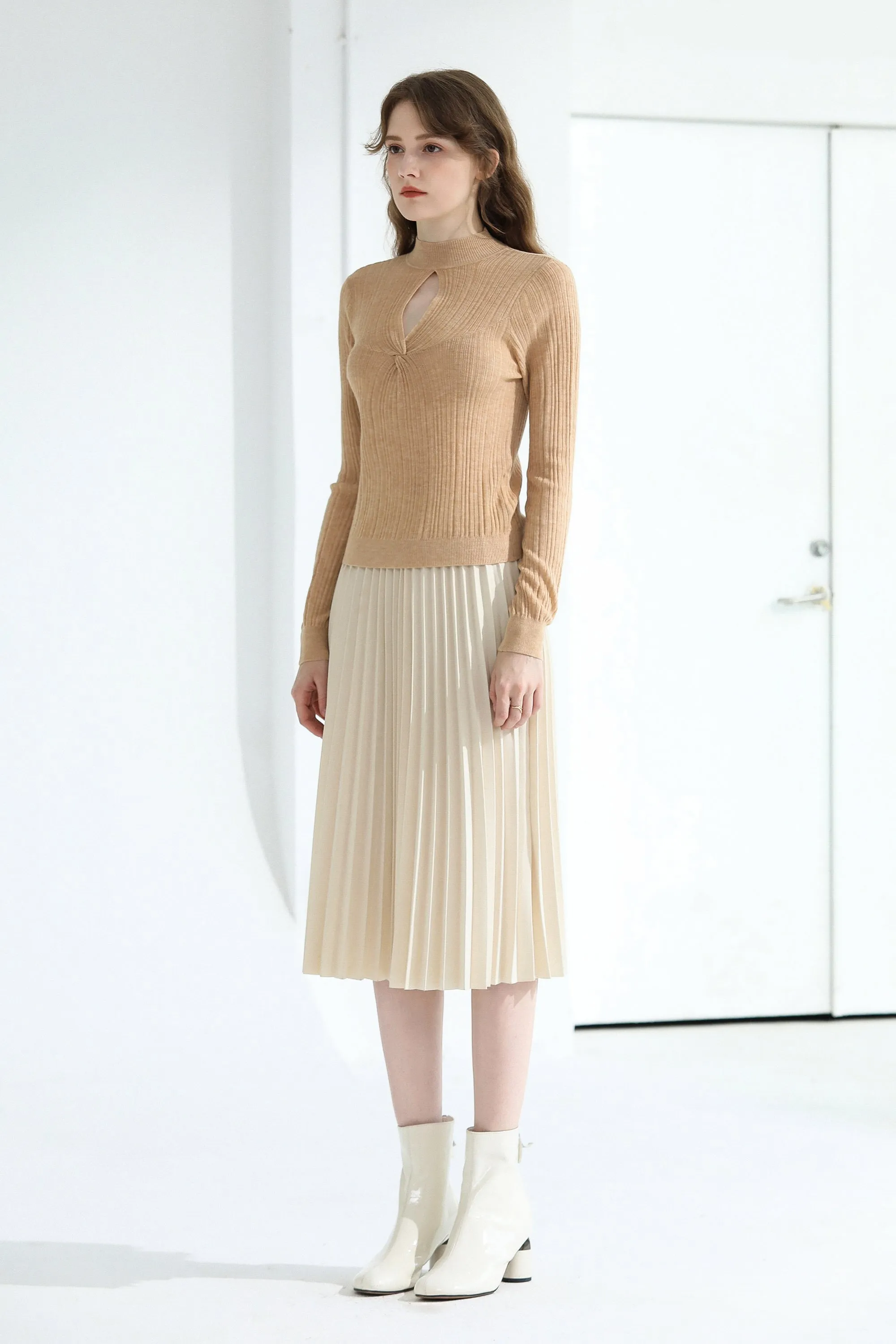 Sylphide | Reine Apricot Cut Out Wool Sweater