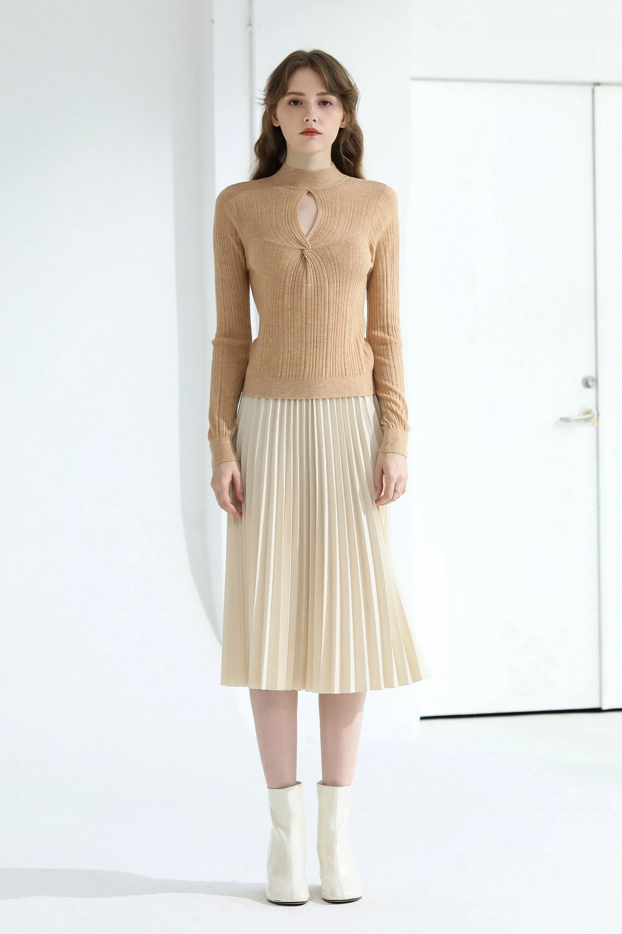 Sylphide | Reine Apricot Cut Out Wool Sweater